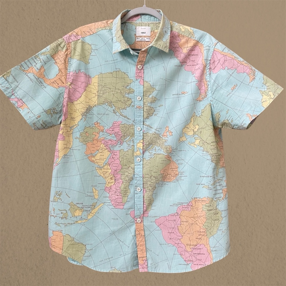Map-Print Short Sleeve Button-Down Shirt - Light Blue